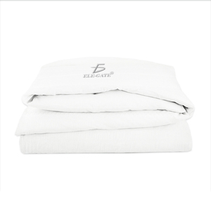 Lussuoso Copriletto Trapuntato Bianco, Elegante Ricamo in Poliestere, Personalizzabile, Morbido, per Letti Singoli, Matrimoniali e King Size, per Casa e Hotel - Product Image 4