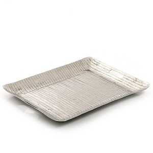 Plateau en métal moderne et unique en forme de bateau Organisateur en bois polonais bleu marine personnalisé pour décoration intérieure de service alimentaire longue surface - Product Image 5