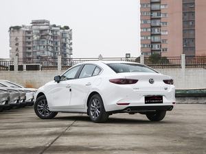2025 <span class=keywords><strong>Mazda</strong></span> <span class=keywords><strong>3</strong></span> Axela 2.0L Automático Premium Edition Sedán usado de 4 puertas y 5 plazas - Product Image 6