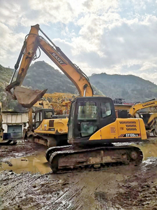 Excavatrices sur pneus d'occasion avec des composants clés tels que les moteurs, les boîtes de vitesses et les pompes à engrenages - Product Image 6