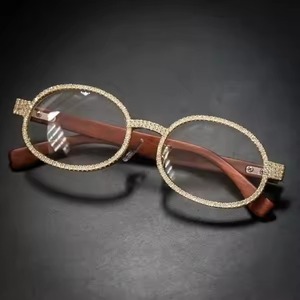 Lunettes glacées hip hop vintage rondes en or 14 carats à monture en bois transparent pour hommes - Product Image 1