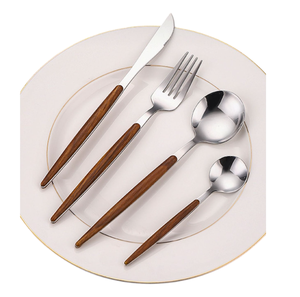Juego de Cubiertos de Acero Inoxidable con Mango de Madera Premium, Juego de Cubiertos Modernos con Acabado Pulido Espejo, Utensilios de Cocina para el Hogar - Product Image 3