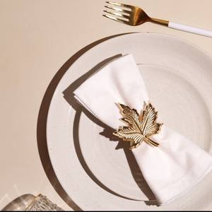 Lot de 4 ronds de serviette en acier inoxydable minimalistes et élégants pour les salles à manger modernes, les repas décontractés et formels pour les fêtes - Product Image 5