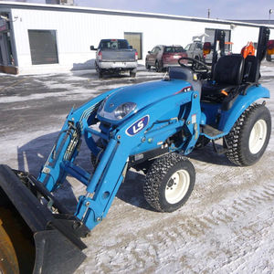 รถแทรกเตอร์ขนาดกะทัดรัดพร้อมรถตักดินแบบ XJ2025H LS ประสิทธิภาพสูง - Product Image 1