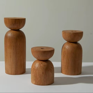 Support de bougie en bois en forme d'hexagone fait à la main avec impression en relief pour la décoration de la maison et des mariages - Product Image 1