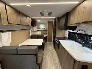 Camping-car d'occasion 2025 Foorest River Wildwood X-Lite 261BHXL - Product Image 2