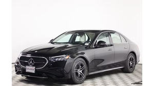 Coche usado de segunda mano con certificación LHD/RHD Más cedes-Be NZ E 350 Sedan 4MATIC 2025 AWD - Product Image 2