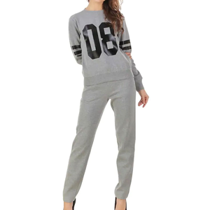 Conjuntos de dos piezas ajustados al por mayor para mujer chándal corto de manga larga para mujer chándales de gimnasio para mujer ropa deportiva para mujer - Product Image 5