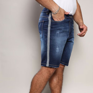 Shorts Bermuda en jean bleu pour homme, taille mi-haute, style vintage, taille élastique, finition délavée, tissu en coton uni, écologique, séchage rapide - Product Image 3