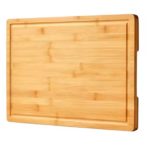 Planche de cuisine en bois naturel, parfaite pour un usage quotidien par crescent crafts - Product Image 3