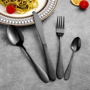 Personnaliser le nouveau design de coutellerie de mariage d'hôtel en acier inoxydable plaqué argent avec logo de couleur personnalisé - Product Image 3