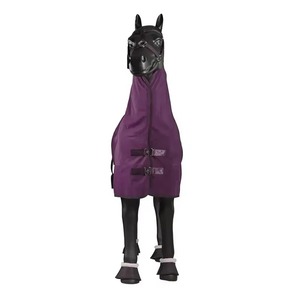Couverture imperméable pour cheval avec col haut et 2 sangles de fixation, en tissu Oxford, pour toutes les saisons et utilisation en extérieur. - Product Image 4