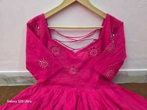 Ensemble Kurti Pantalon Anarkali Kameez pour Femme en Coton Ethnique Style Indien avec Broderie et Travail de Miroir pour Mariage, Fête et Occasions Spéciales - Vente en Gros - Product Image 6