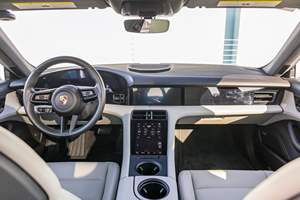 Porsche Taycan 4S 2020 USADO, Volante a la Izquierda/Derecha - Product Image 3