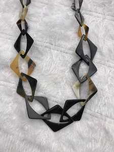 Collier pendentif en or rose plaqué rhodium, bijoux fins pour fiançailles et mariage, finition haute brillance pour les fêtes - Product Image 2