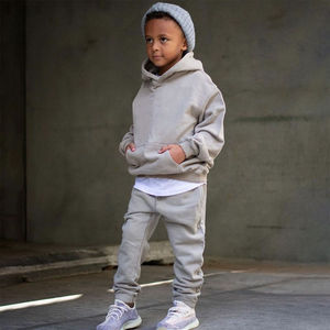 Conjunto Deportivo de Alta Calidad con Logotipo Personalizado, Ropa Infantil al por Mayor, Unisex, Estilo Waffle, Lavado Ácido, Conjunto Completo de Sudadera y Pantalones Cortos - Product Image 4