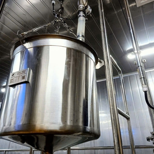 Cuve de mélange verticale personnalisée en acier inoxydable 304/316L pour jus et sirops de qualité alimentaire, mélangeur à tambour, usine ODM/OEM au Vietnam - Product Image 4