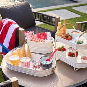 Bandeja de metal ecológica hecha a mano con acabado moderno único para exhibición de artículos decorativos elegantes o servicio de invitados - Product Image 6