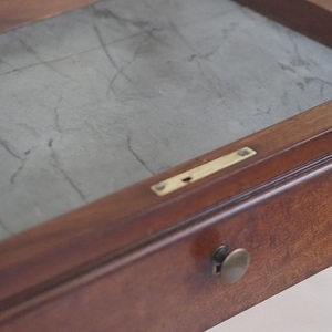 Mesa Auxiliar de Madera de Diseño Clásico Indio con Cajón y Borde Alto de f s international - Product Image 1