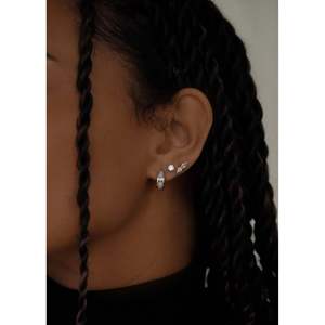 Boucles d'oreilles en diamant style poire ange - Product Image 6