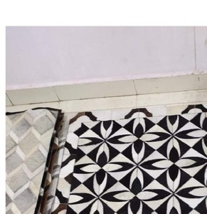 พรมหนังแท้ทำมือคุณภาพพรีเมียม ลายปะติดปะต่อ ทนทาน ดีไซน์ปรับแต่งได้ ของตกแต่งบ้าน ขายส่งโดยตรง - Product Image 2