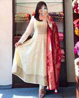 Robe Anarkali Designer Bollywood Pakistanaise de Luxe, Salwar Kameez de Qualité Supérieure avec Séquences Tendances pour Mariages et Soirées Décontractées