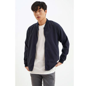 Veste bomber pour homme en cuir sur mesure en gros OEM, épaules tombantes, mode masculine, coupe ajustée décontractée pour homme - Product Image 1