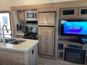 Vendeur vérifié pour Forest River FLAGSTAFF CLASSIC SUPER LITE 8528CKWSA 2017 disponible à la vente - Product Image 5