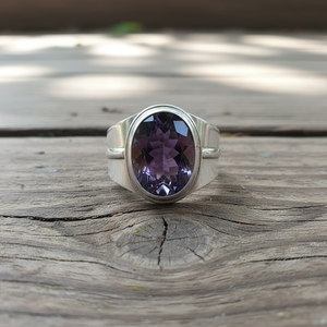 Bague en argent sterling avec améthyste naturelle, faite à la main, moderne, ovale, pour femmes, bijoux de naissance de février - Product Image 4