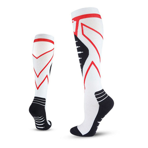High Quality Custom Player Soccer <b>Socks</b> Comfortable Men's Sports <b>Socks</b> With Customized Label And Colors - Product Image 2