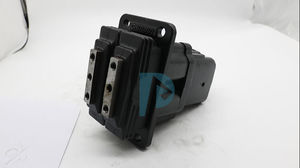 อะไหล่รถขุด SK200-6 SK250LC-6E วาล์วเท้าควบคุม YX30V00004F1 YX30V00004F2 ของใหม่ 3 ชิ้น อะไหล่เครื่องจักรก่อสร้าง - Product Image 2