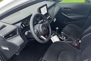 Nuevo Toyota GR Corolla Circuit Edition 2023 - Product Image 2