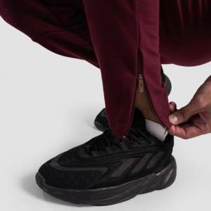 Pantalon de jogging Arctiq (Bordeaux) 100% coton French Terry Coupe droite pour homme Logo personnalisable Taille XL Motif uni coloré - Product Image 6