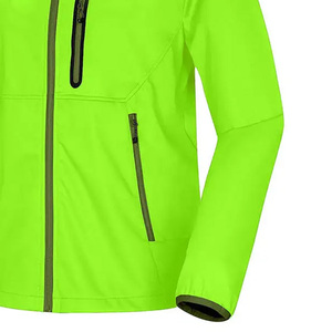 Chaquetas Softshell transpirables personalizadas para hombre, chaqueta táctica impermeable a prueba de viento, ligera, con cremallera completa y bolsillos - Product Image 6