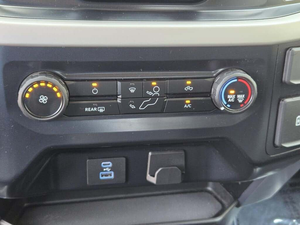 Ford F-150 XLT SuperCrew 2023 Usado en Excelentes Condiciones, Automático, Tracción en las Cuatro Ruedas, Volante a la Izquierda, Interior Oscuro, Control de Crucero Adaptativo, Asientos de Tela R18 - Product Image 6