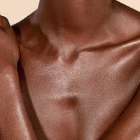 Faux bronzant huile pour le corps brillant à l'huile de noix de coco nourrissant extrait de Monoï apaisant bâton de bronzage faits saillants du corps