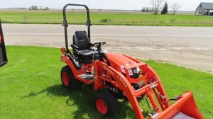 Nouveau tracteur chenillé 12 CV avec chargeur frontal, garantie 3 ans, prêt à la vente - Product Image 4