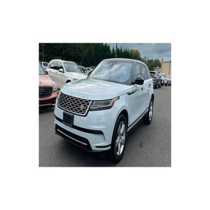 Range Rover SVR avec style extérieur personnalisé et finitions intérieures exclusives - Product Image 4