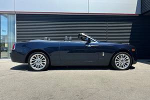 Rolls-Royce Dawn 2019 Usado, Convertible de Lujo, Excelente Estado, Disponible para Exportación, Interior de Cuero Azul - Product Image 3