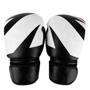 Gants de boxe en cuir PU de haute qualité pour adultes, options de couleur avec logo personnalisé, tailles professionnelles, imperméables et antidérapants pour la protection des poignets - Product Image 1