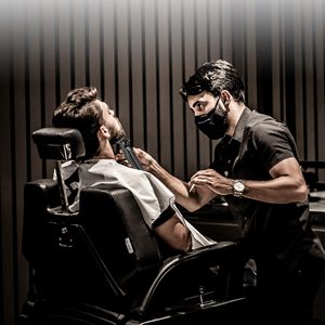 Tondeuses à cheveux professionnelles USB filaires/sans fil pour hommes, tondeuses à lames zéro espacement, tondeuse de barbier à lame en T - Prise US, instructions en français - Product Image 2