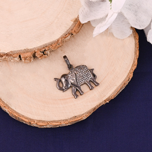 Colgante de Elefante Pequeño para Mujer, Plata de Ley 925, Bañado en Rodio Negro, Diamante Natural Pavé, Estilo Vintage, Tamaño 25x12 mm - Product Image 2