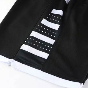 Logo personnalisé Short de football à séchage rapide OEM Design Marque Vêtements d'entraînement d'équipe par sublimation - Product Image 5