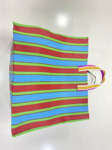 Sacs cosmétiques de plage recyclés Handloom personnalisés écologiques Étuis à provisions en plastique tissé à rayures à la mode avec fermeture à glissière réutilisable - Product Image 3