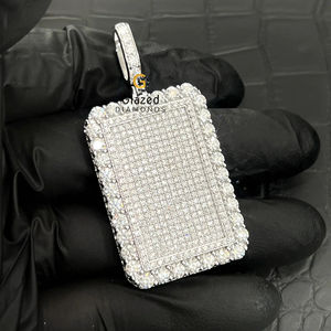 Colgante Unisex de Hip Hop de oro blanco de 10 quilates con busto completo Colgantes y dijes de diamantes de moissanita de corte brillante llamativo - Product Image 1