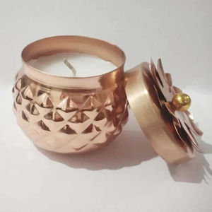 Pot à bougie métallique haut de gamme avec couvercle, forme ronde, finition mate, pour l'éclairage de luxe à la maison, Diwali et bars, taille et parfums personnalisables - Product Image 2