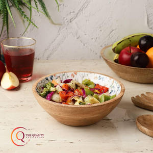 Bol en bois fait main avec un superbe design floral magnifiquement conçu pour ajouter de l'élégance à votre décoration intérieure - Product Image 4