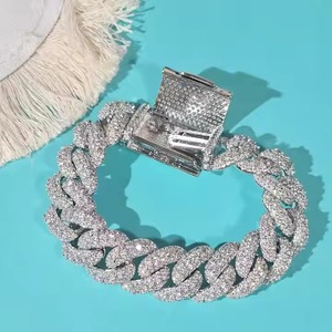 Bijoux Hip Hop Iced Out 18mm Bracelet à maillons cubains pour femmes hommes, 7 pouces 8 pouces Bling VVS Clarity Diamond Bracelets - Product Image 3