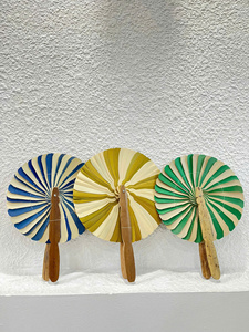 Éventail en feuilles de palmier naturelles tissées, feuillage de palmier séché, léger, accessoire de refroidissement à main, pour une décoration de festival en plein air animée, Vietnam - Product Image 5