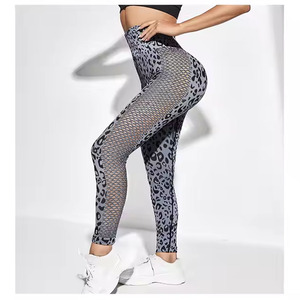 Legging avec couleur unique et taille haute style décontracté Legging bon marché pour femmes avec logo personnalisé téléchargé par Dress Sports - Product Image 3